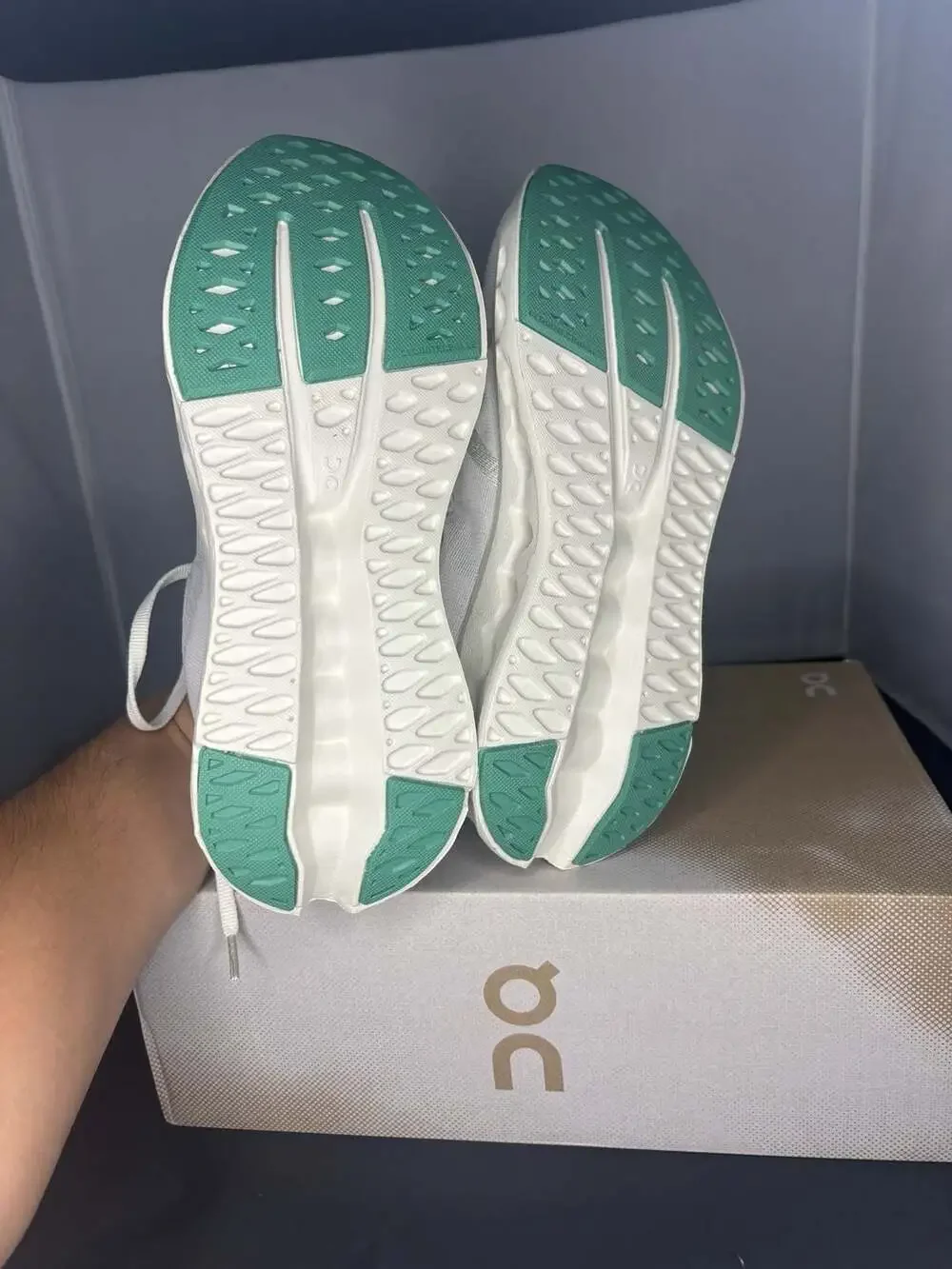 On cloudsurfer pearl